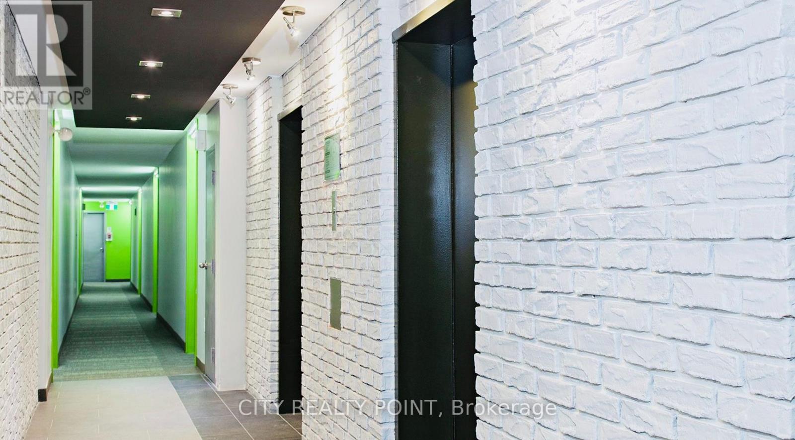 404 - 666 Spadina Avenue Property Photo 16
