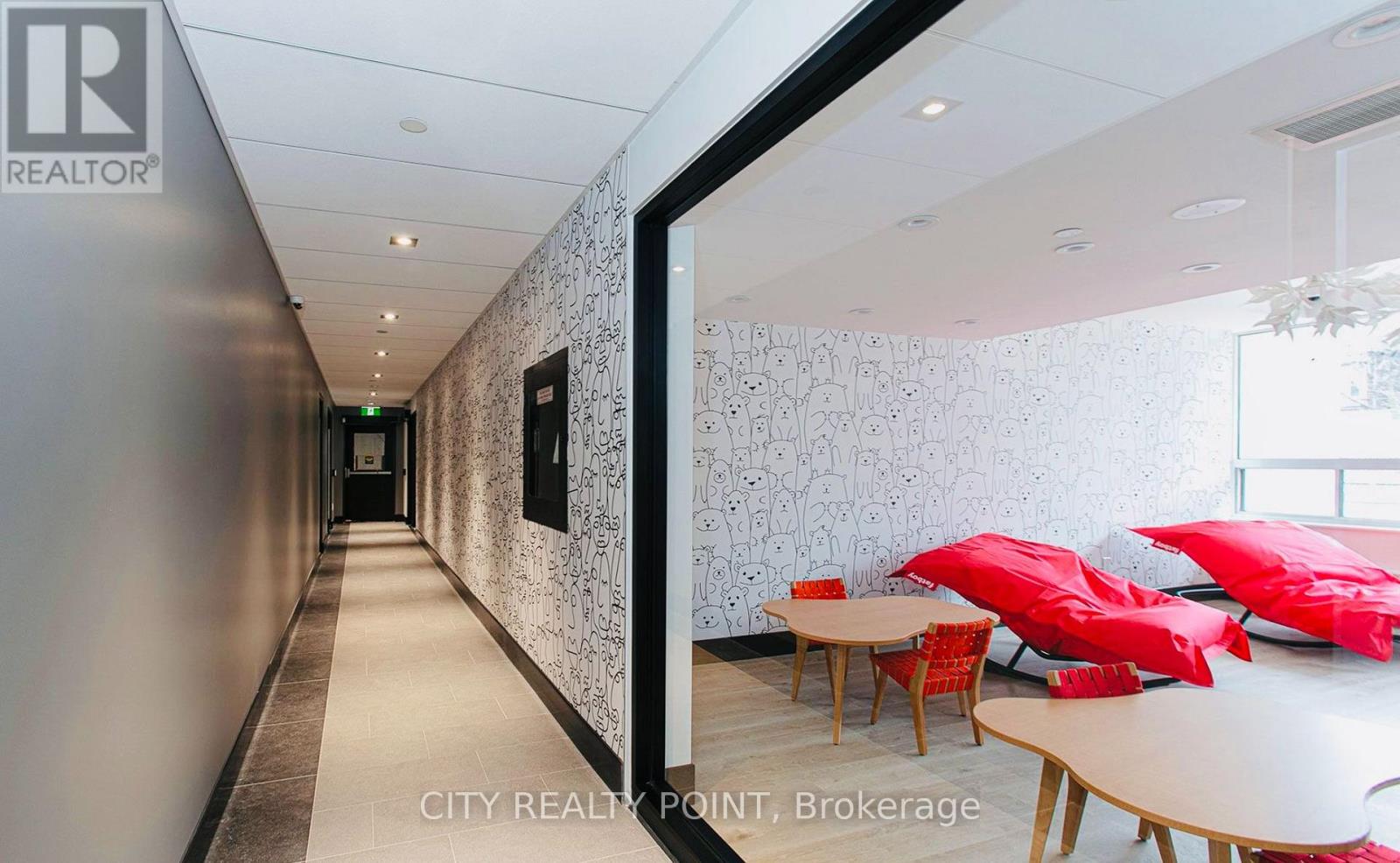 404 - 666 Spadina Avenue Property Photo 19