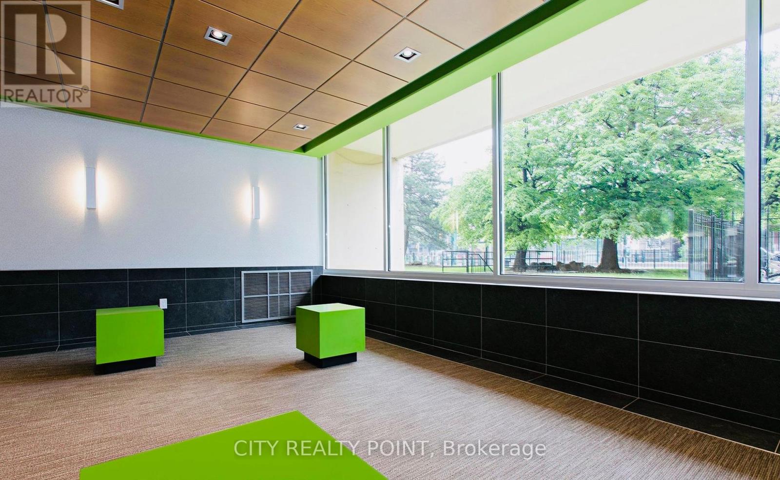 404 - 666 Spadina Avenue Property Photo 23