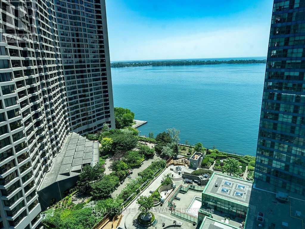 2403 - 77 Harbour Square Property Photo 11