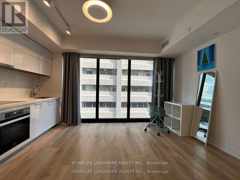 905 - 188 Cumberland Street Property Photo 1