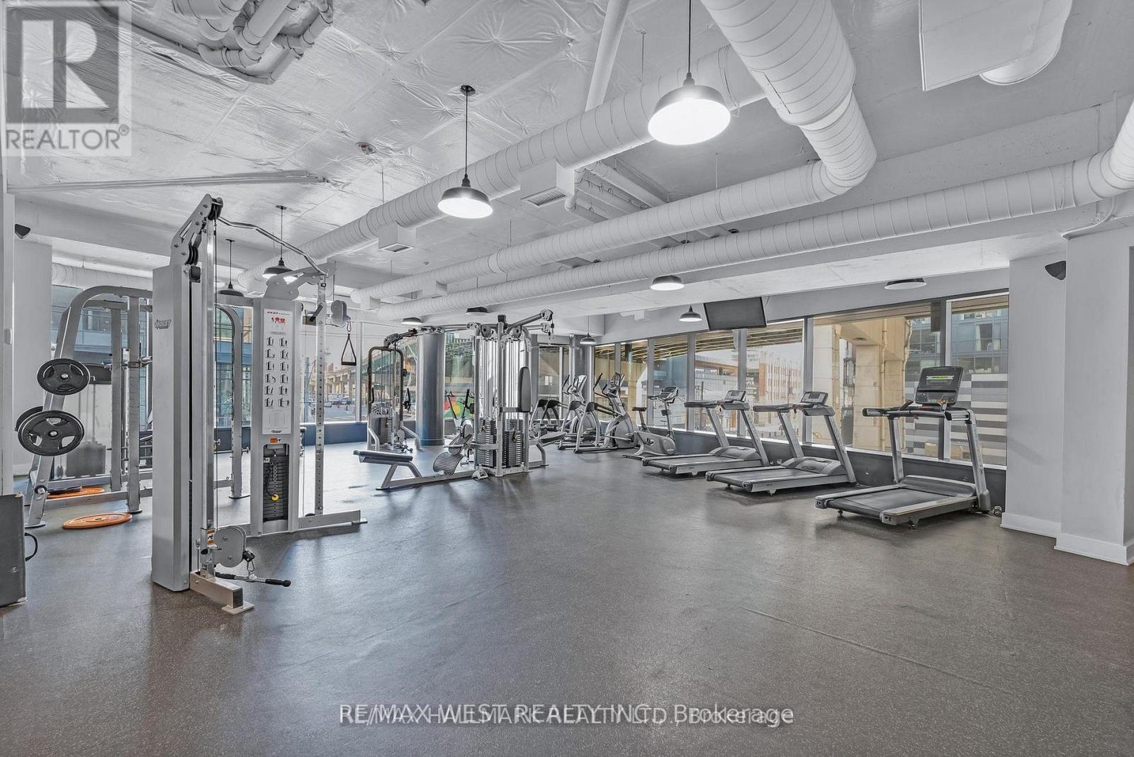 1002 - 169 Fort York Boulevard Property Photo 28