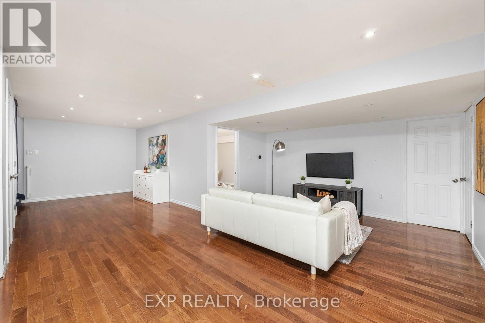 5 Tadcaster Place Property Photo 20