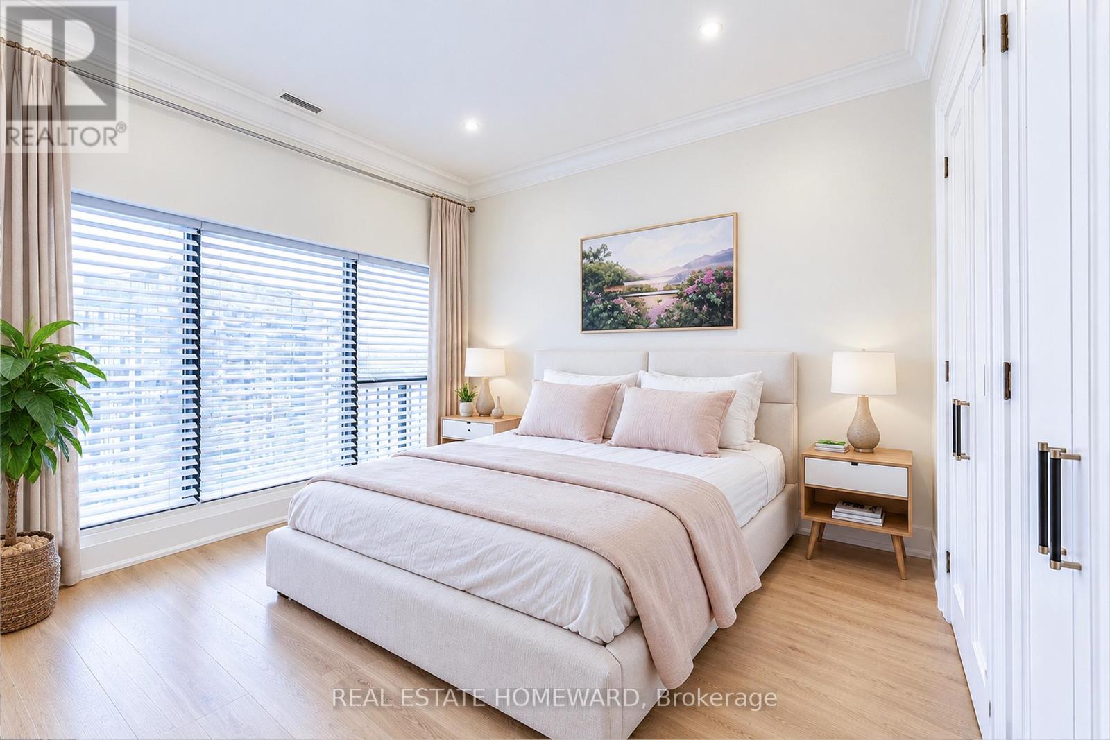 3612 - 55 Harbour Square Property Photo 17