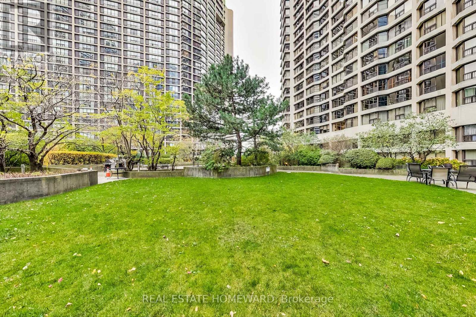 3612 - 55 Harbour Square Property Photo 32