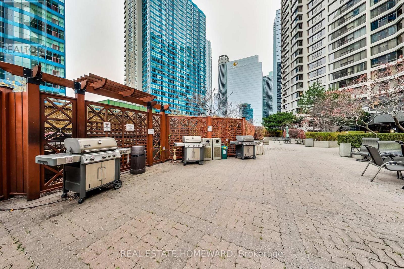 3612 - 55 Harbour Square Property Photo 35