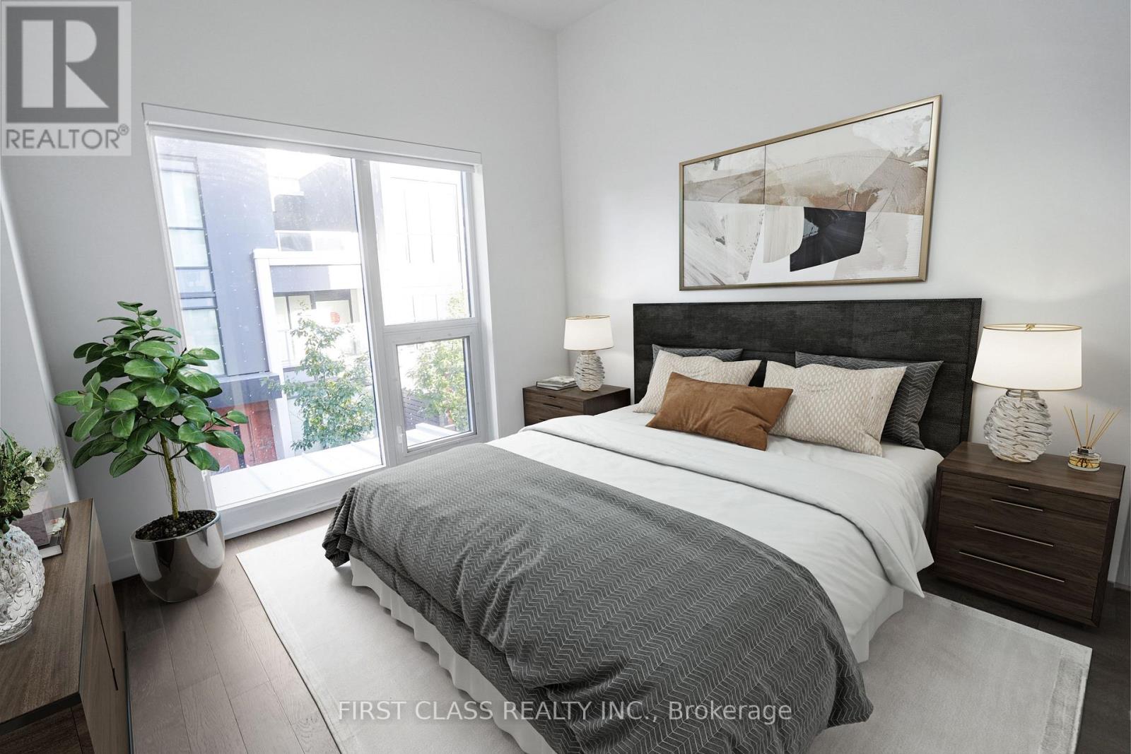 Th103 - 95 Mcmahon Drive Property Photo 14