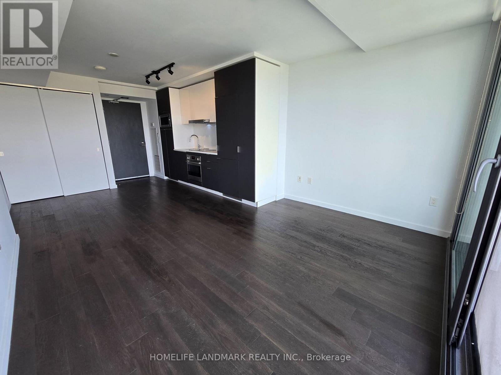 715 - 170 Bayview Avenue Property Photo 12