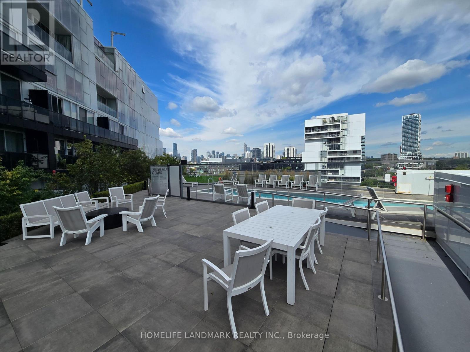 715 - 170 Bayview Avenue Property Photo 27