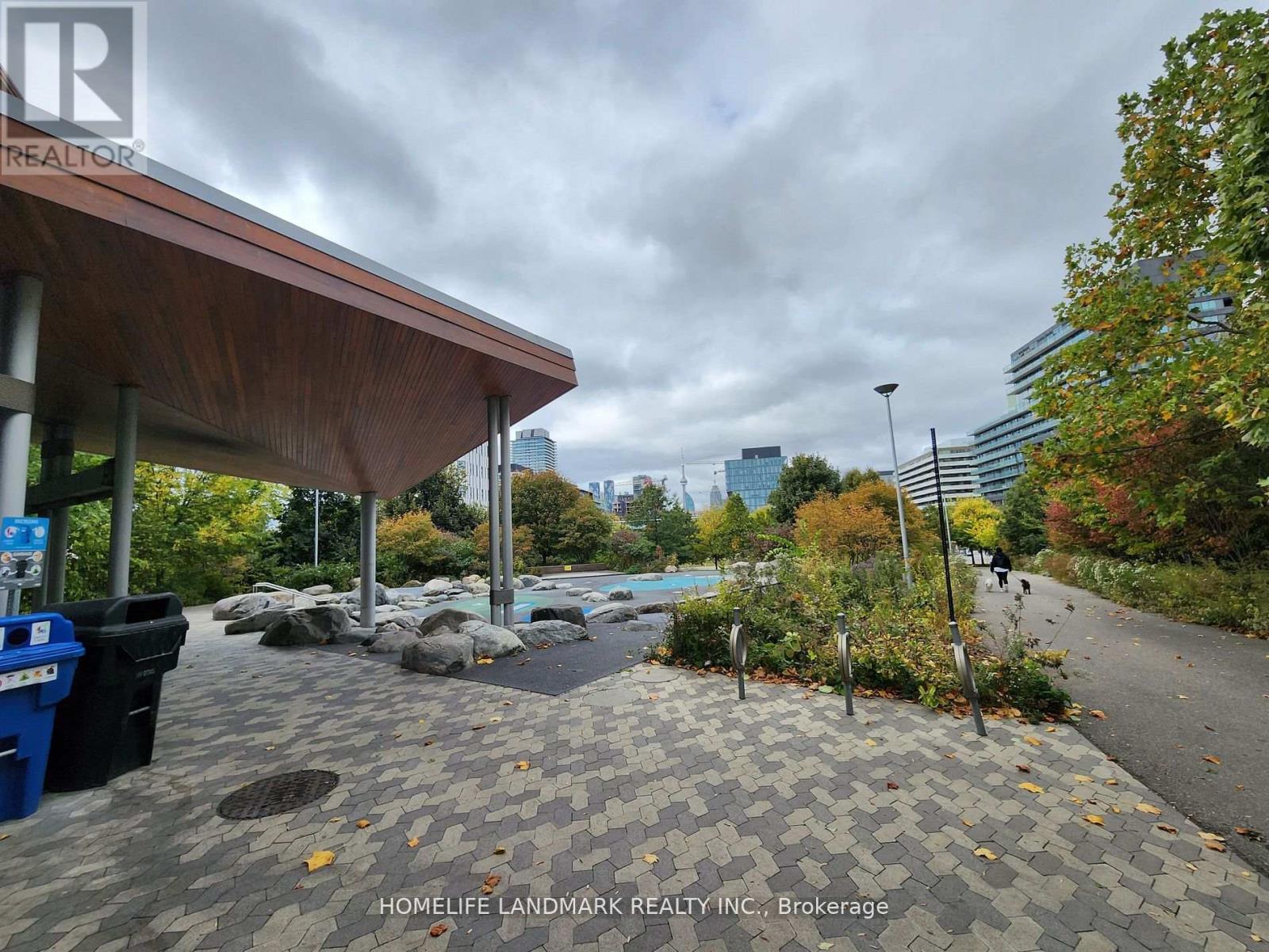 715 - 170 Bayview Avenue Property Photo 31