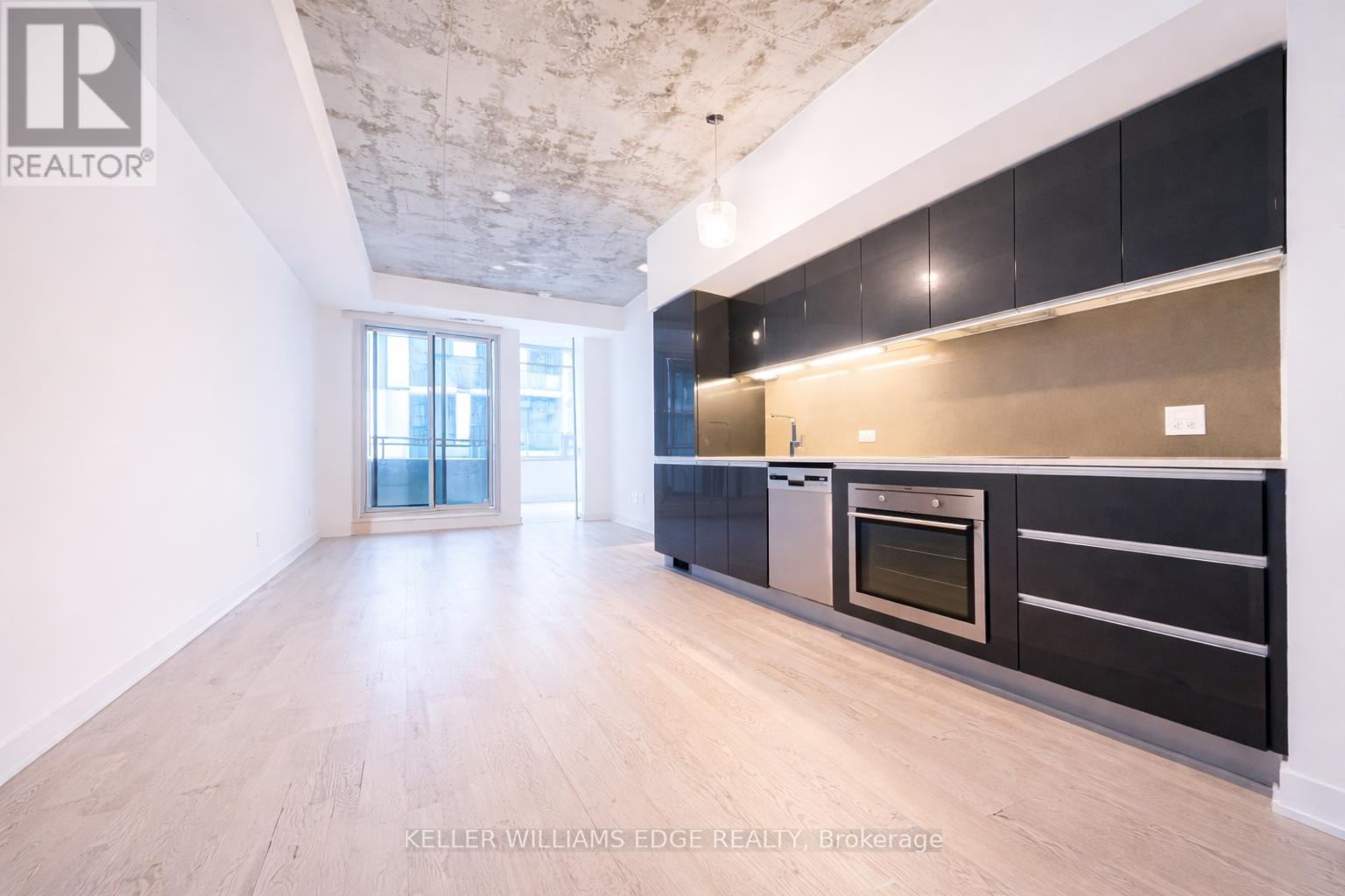 302 - 20 Gladstone Avenue Property Photo 3