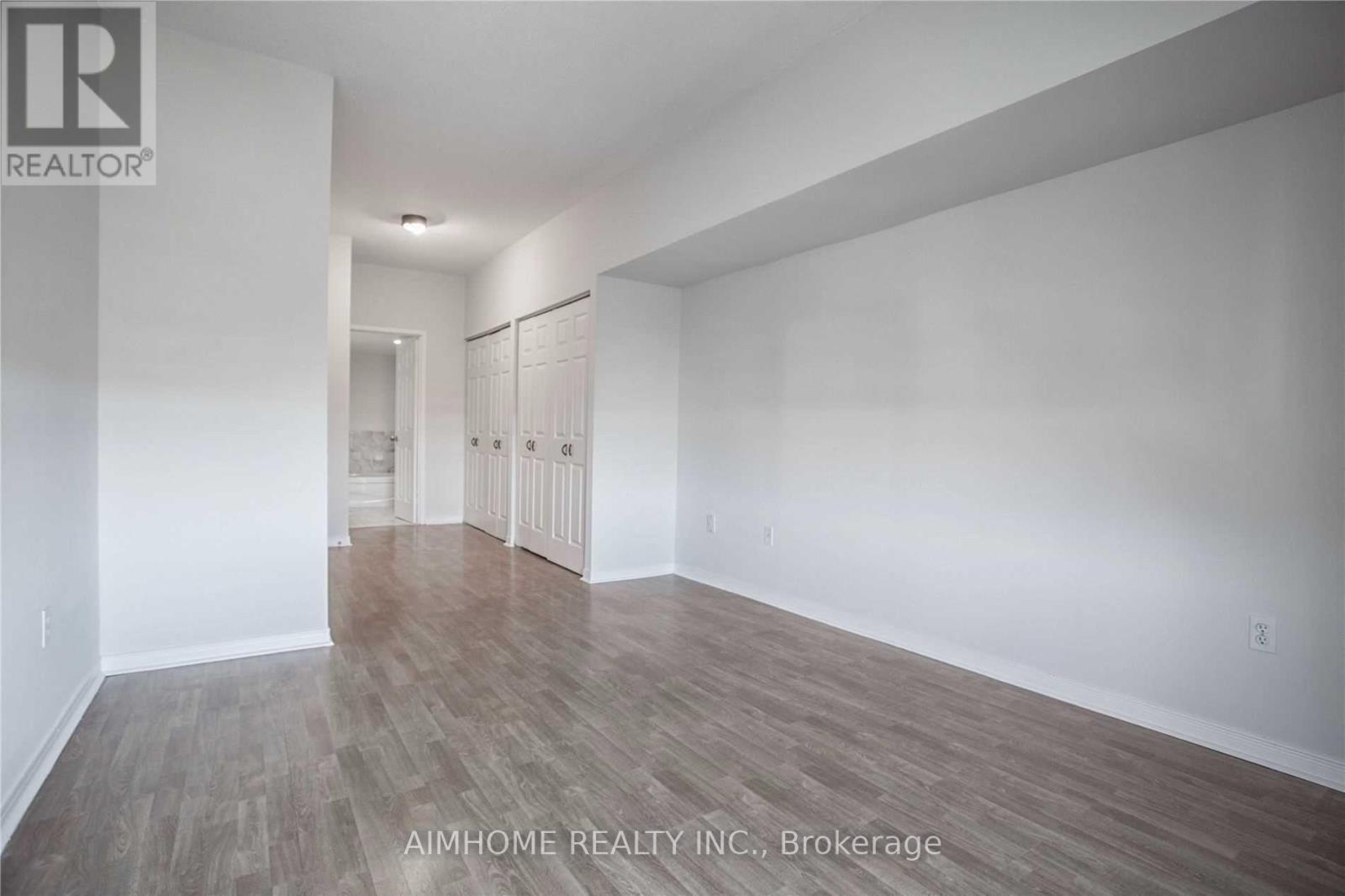 3711 - 5 Concorde Place Property Photo 8