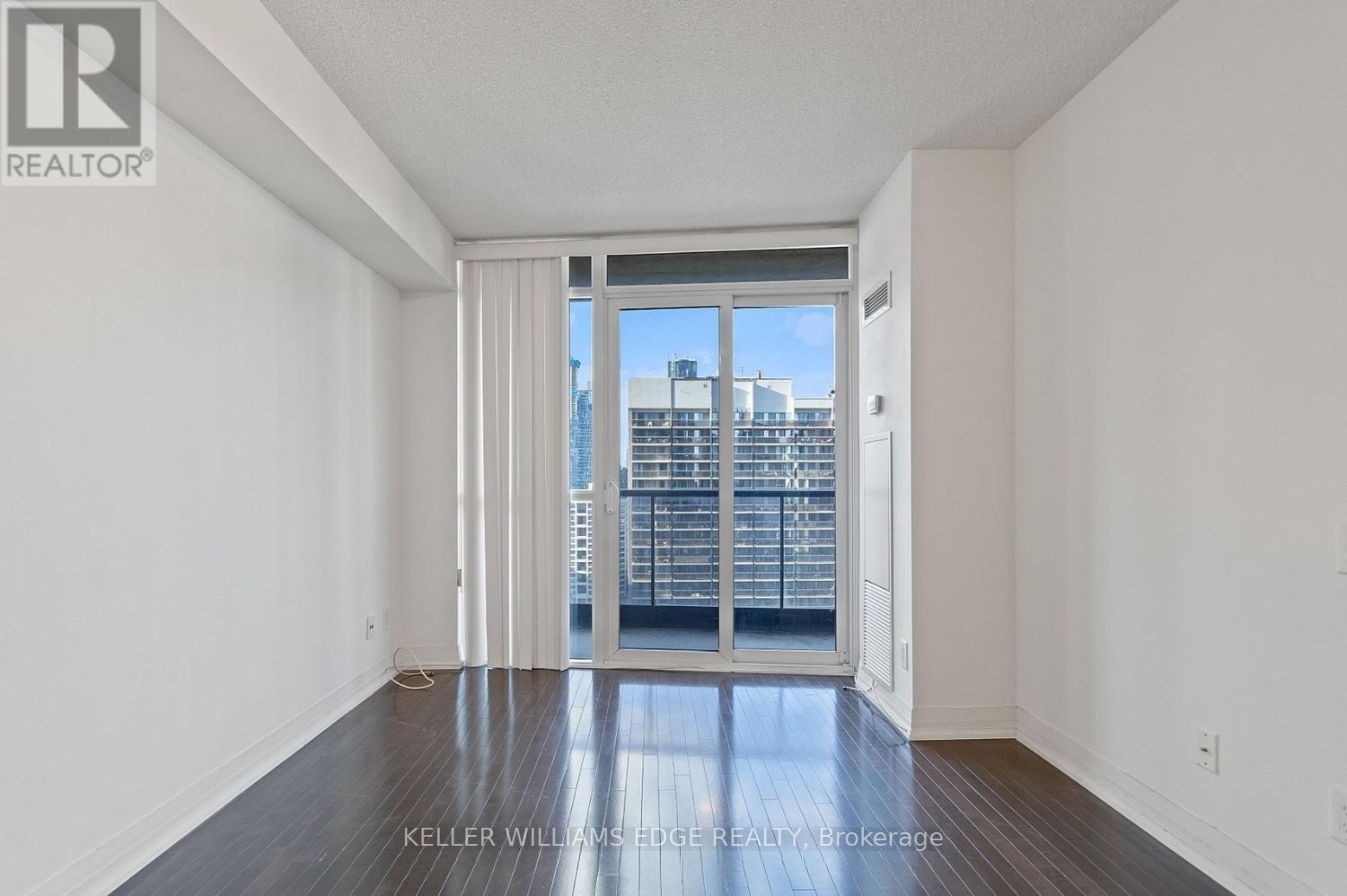 2308 - 25 Carlton Street Property Photo 6