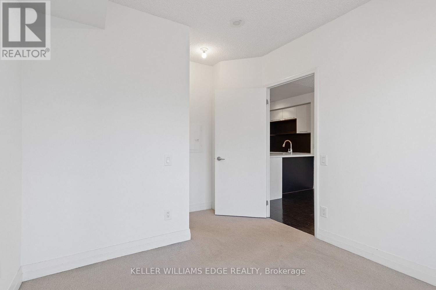 2308 - 25 Carlton Street Property Photo 10