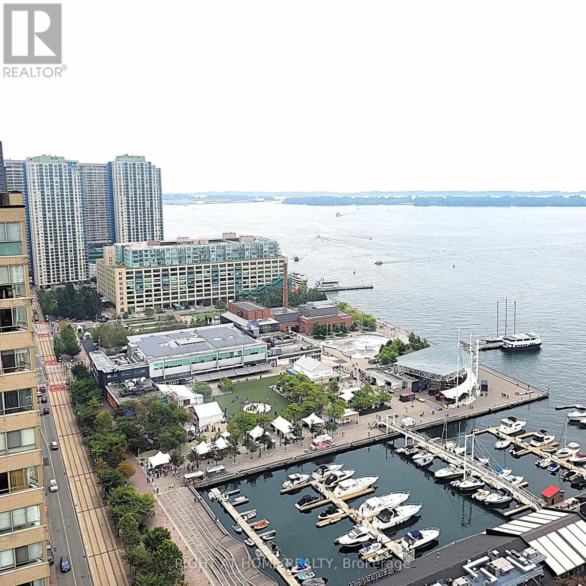 2702 - 270 Queens Quay W Property Photo 13