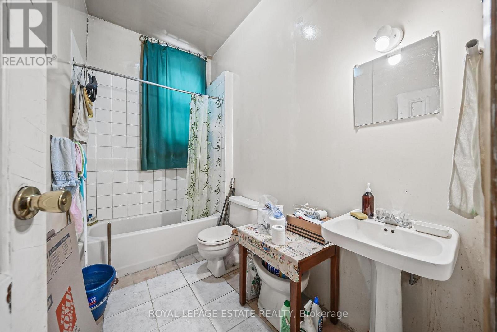 110-112 Baldwin Street Property Photo 31