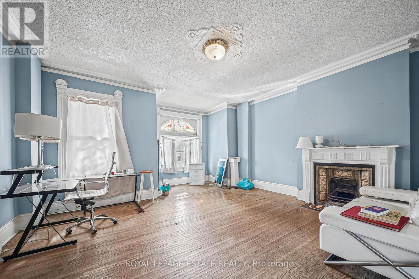 110-112 Baldwin Street Property Photo 32