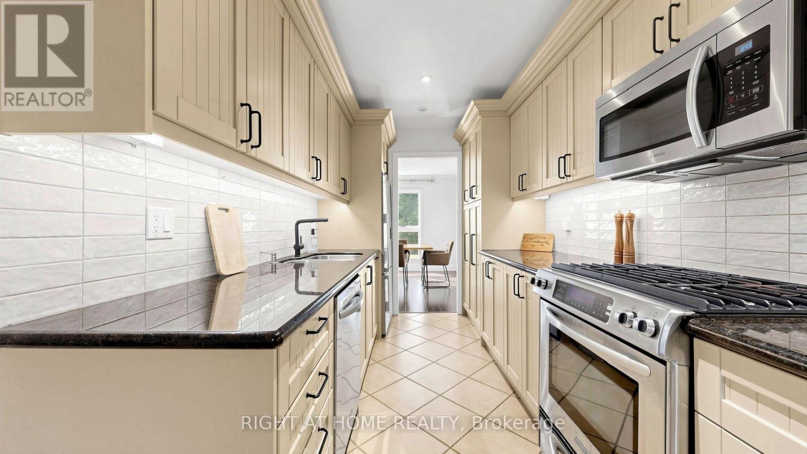 40 Snowshoe Mill Way Property Photo 11