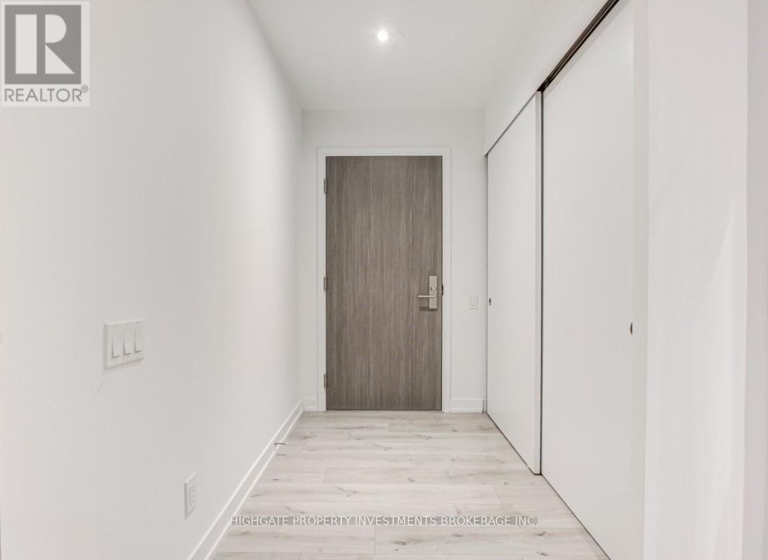 228 - 161 Roehampton Avenue Property Photo 2
