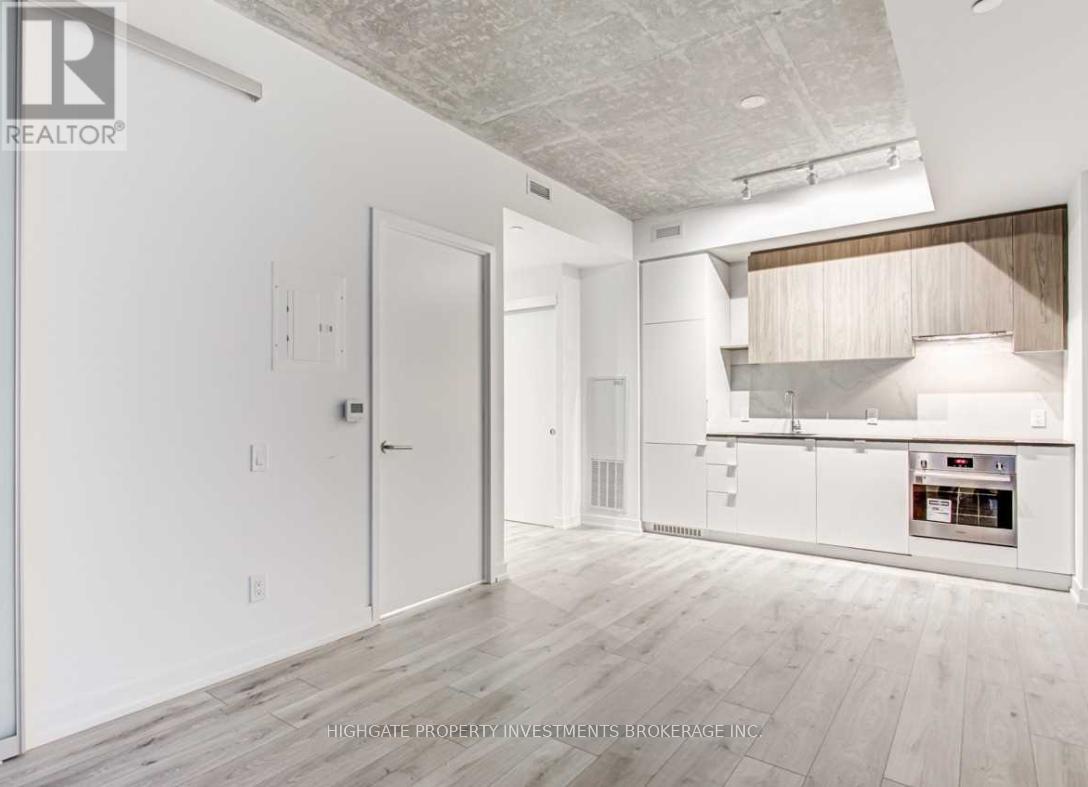 228 - 161 Roehampton Avenue Property Photo 7