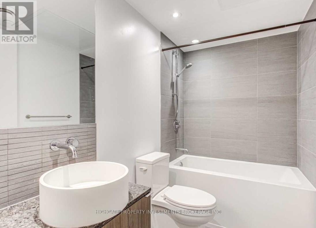 228 - 161 Roehampton Avenue Property Photo 10