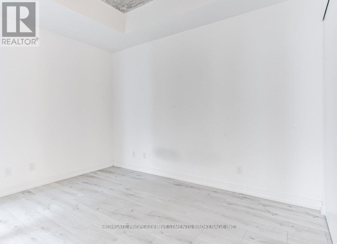 228 - 161 Roehampton Avenue Property Photo 11