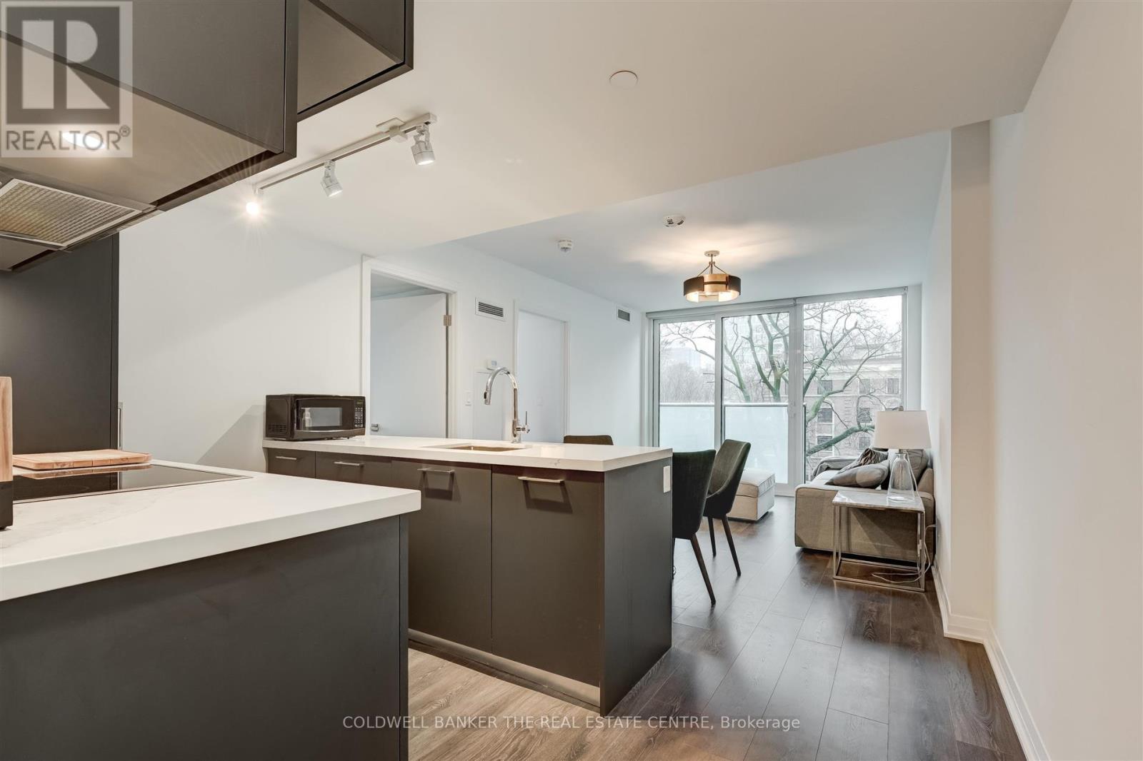 304 - 99 Foxbar Road Property Photo 4