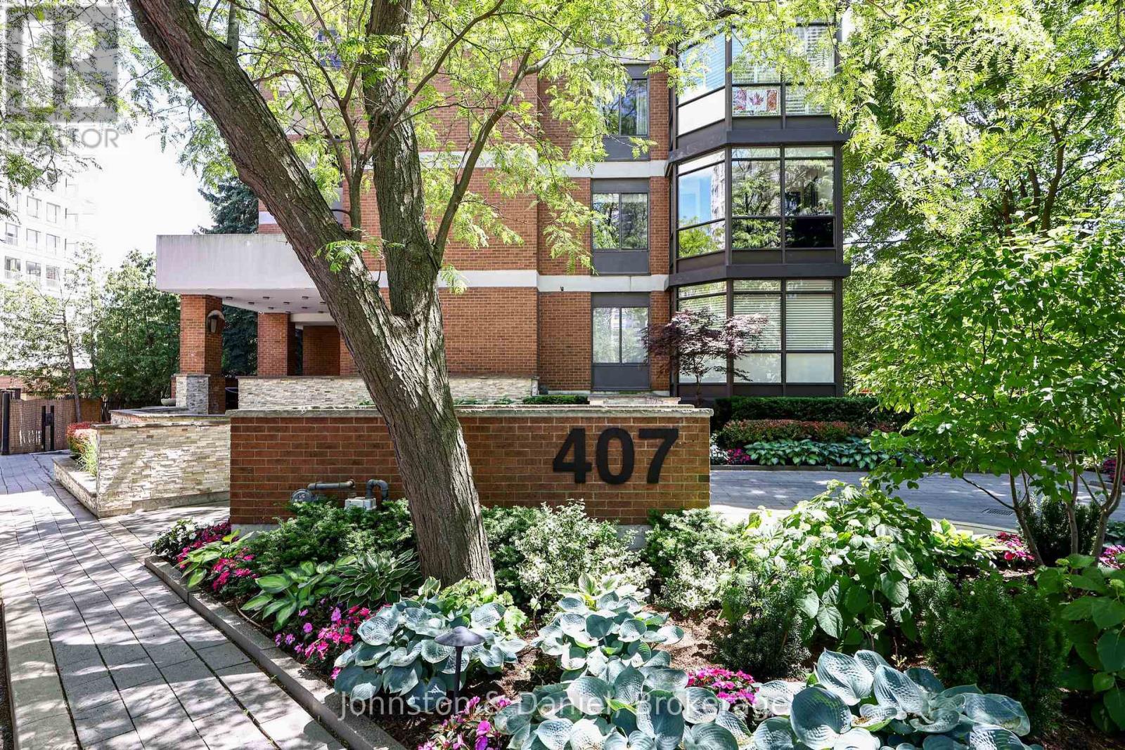 401 - 407 Walmer Road Property Photo 1