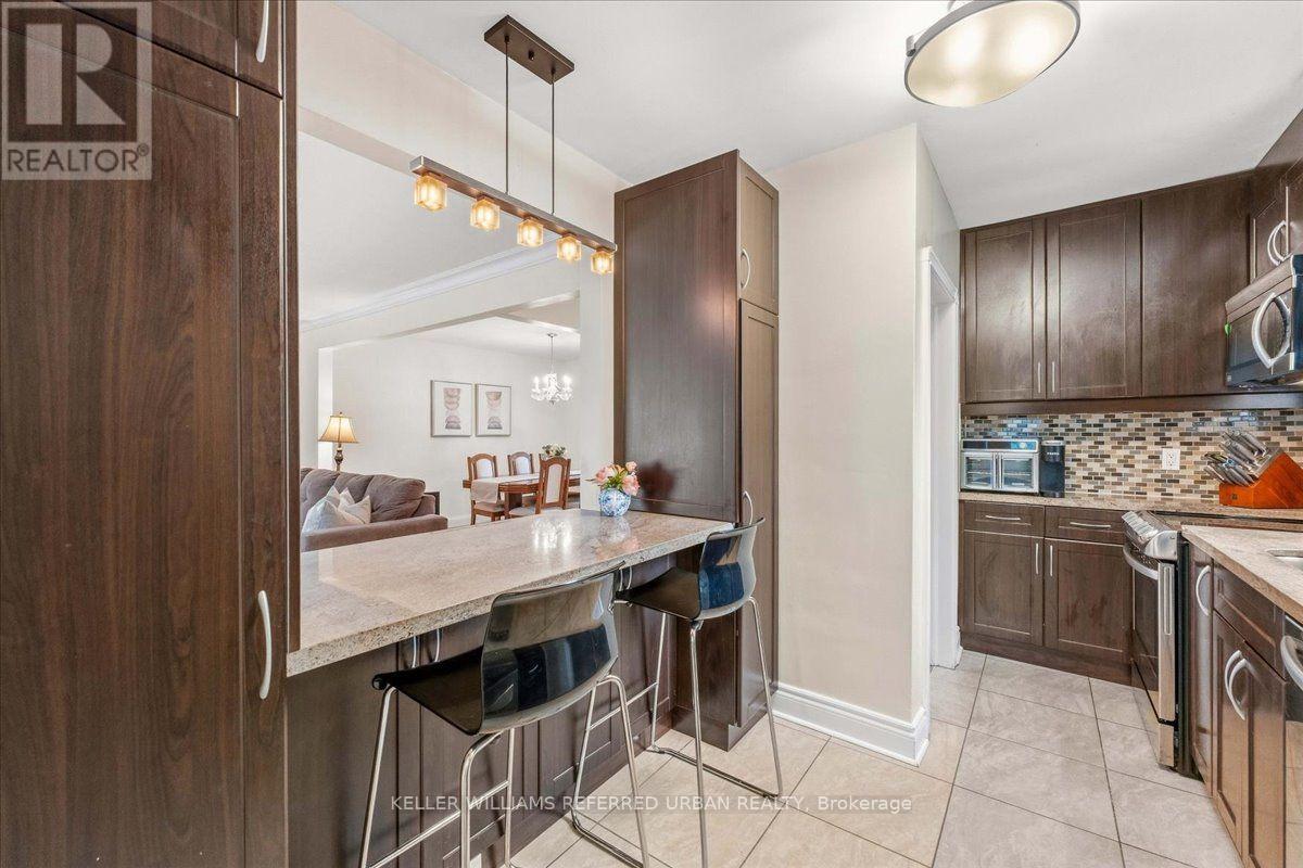 207 Elmhurst Avenue Property Photo 10