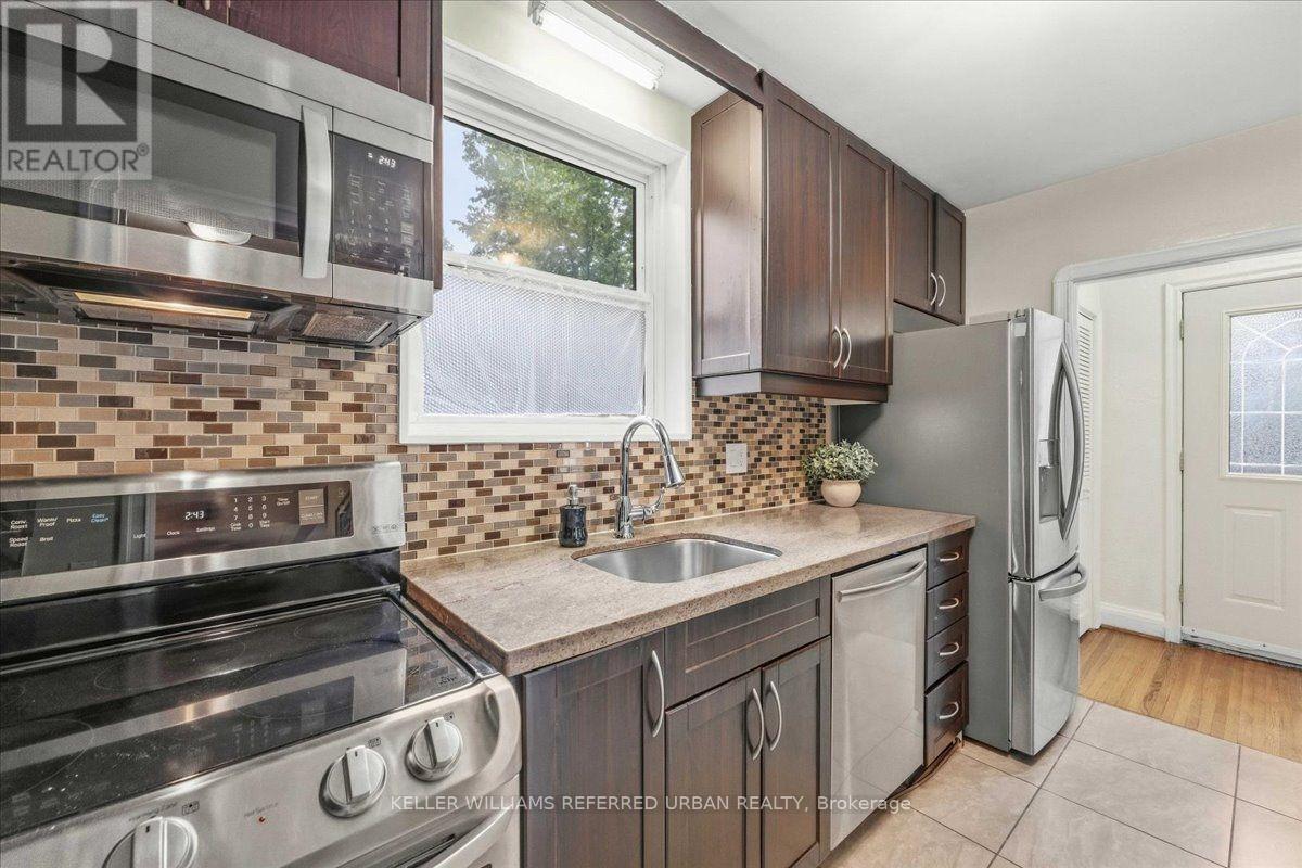 207 Elmhurst Avenue Property Photo 12