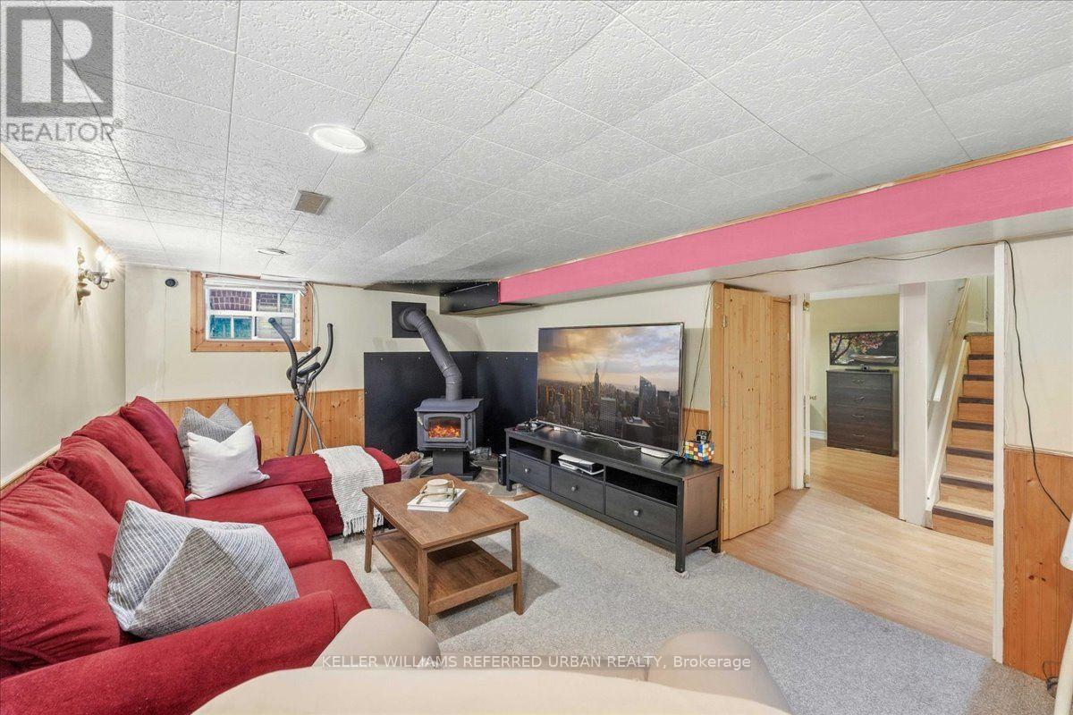 207 Elmhurst Avenue Property Photo 33