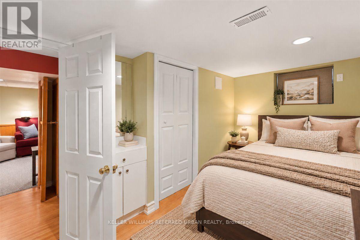 207 Elmhurst Avenue Property Photo 39