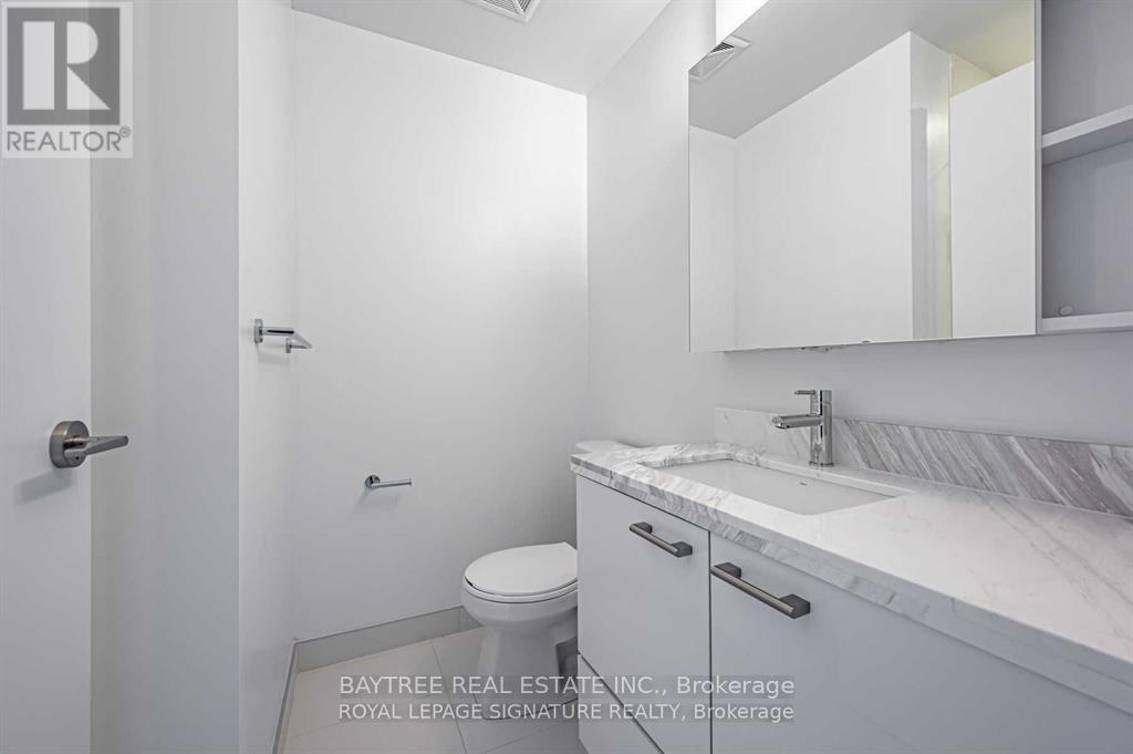 1506 - 2221 Yonge Street Property Photo 13