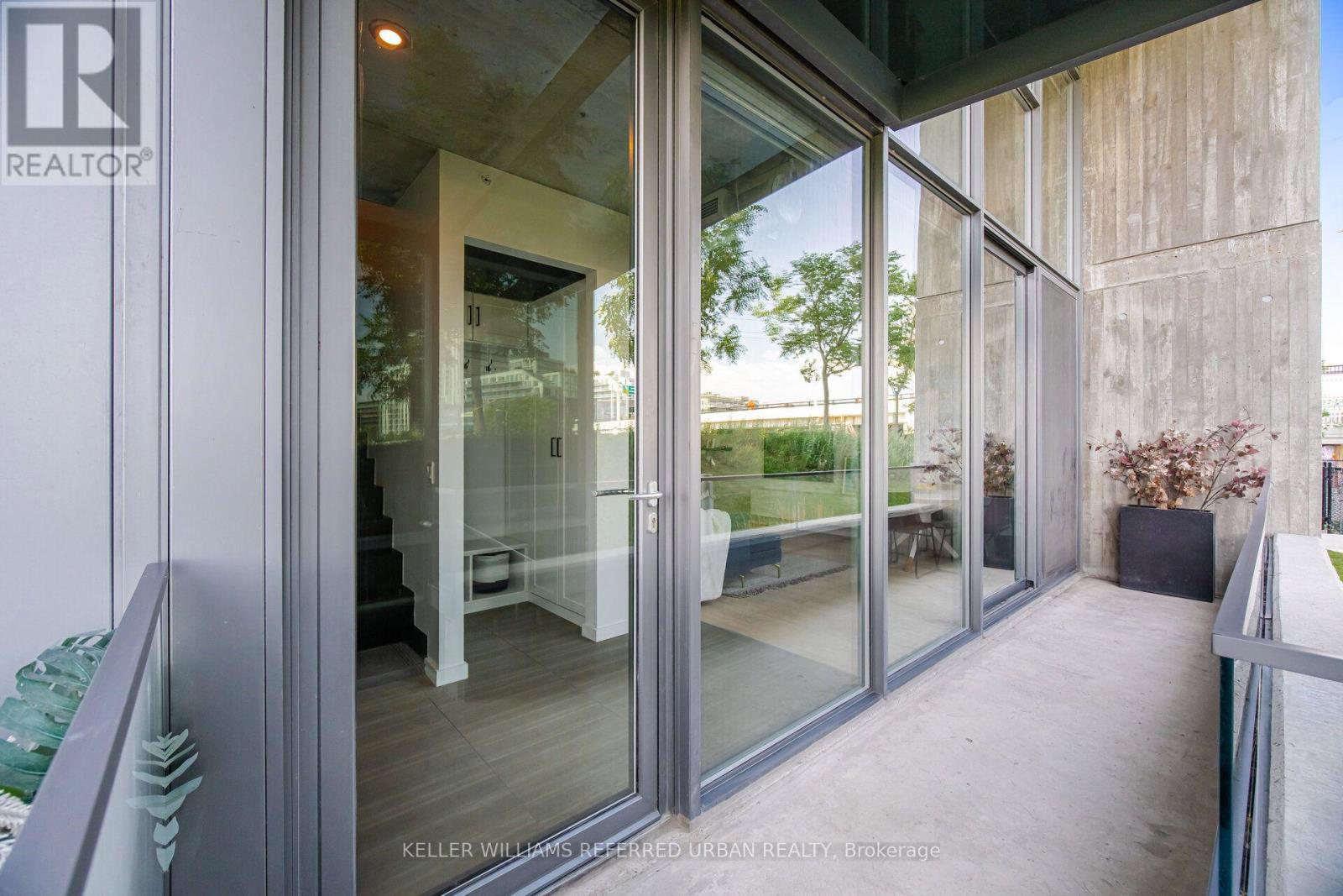 Th105 - 170 Bayview Avenue Property Photo 1