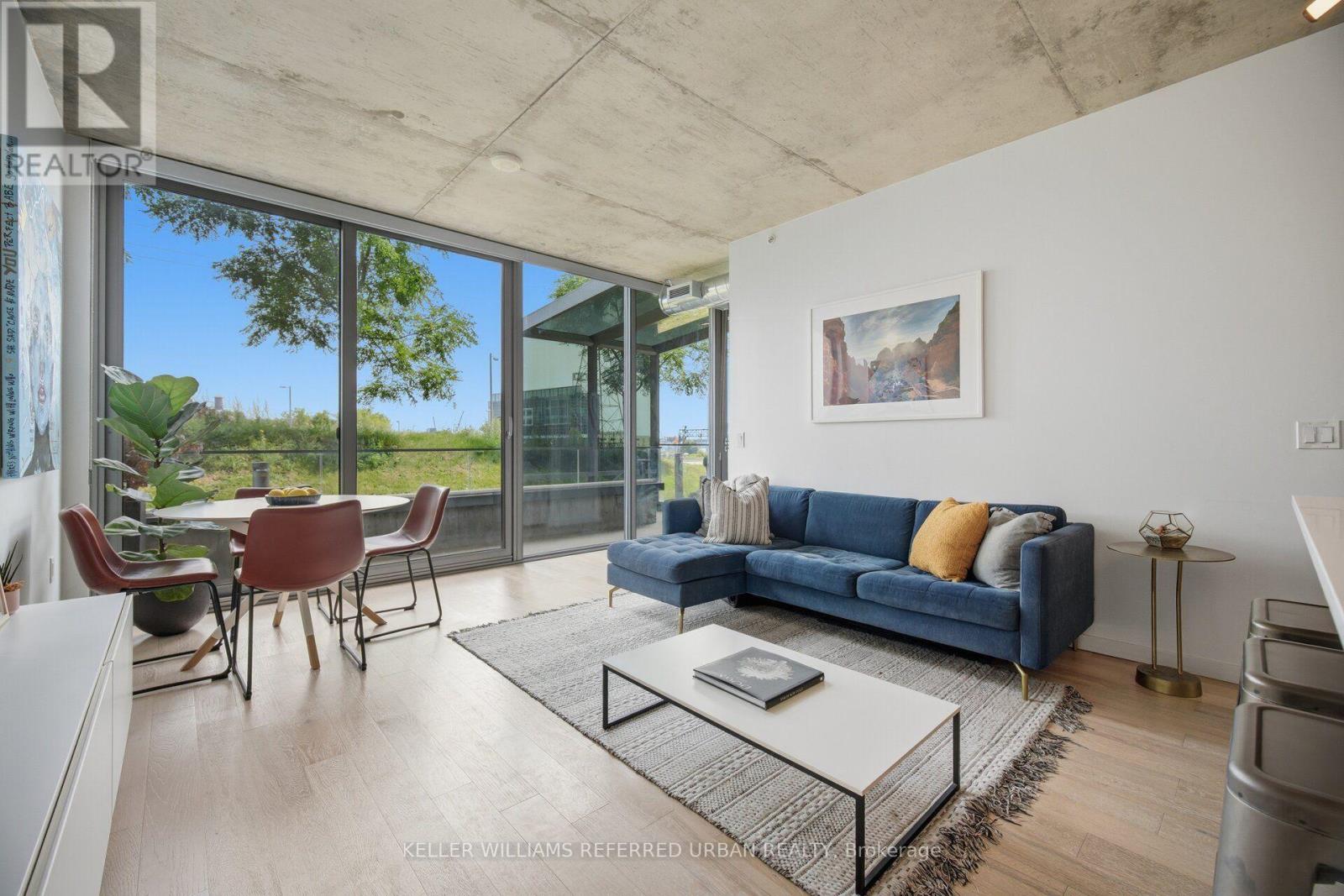 Th105 - 170 Bayview Avenue Property Photo 3