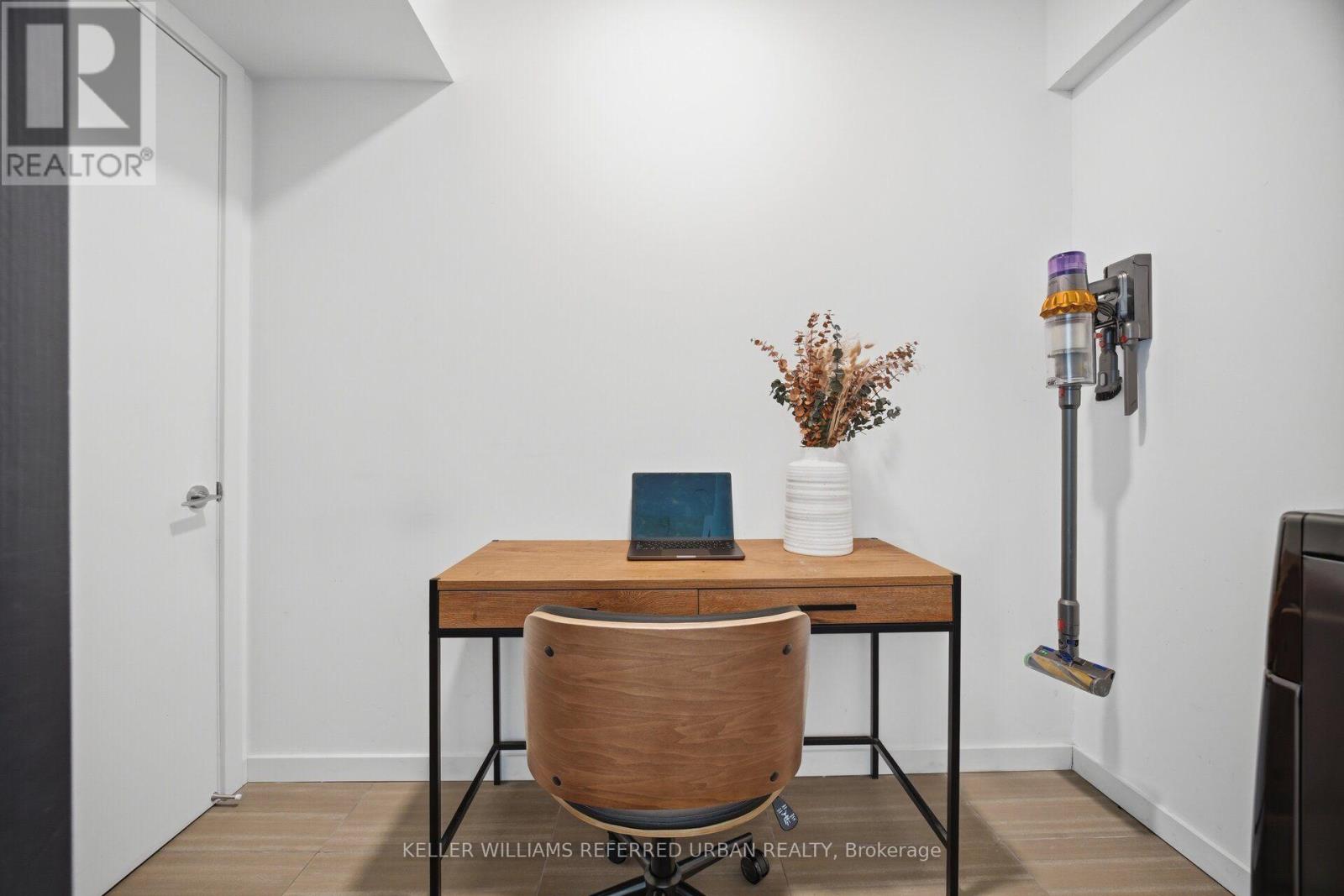 Th105 - 170 Bayview Avenue Property Photo 14