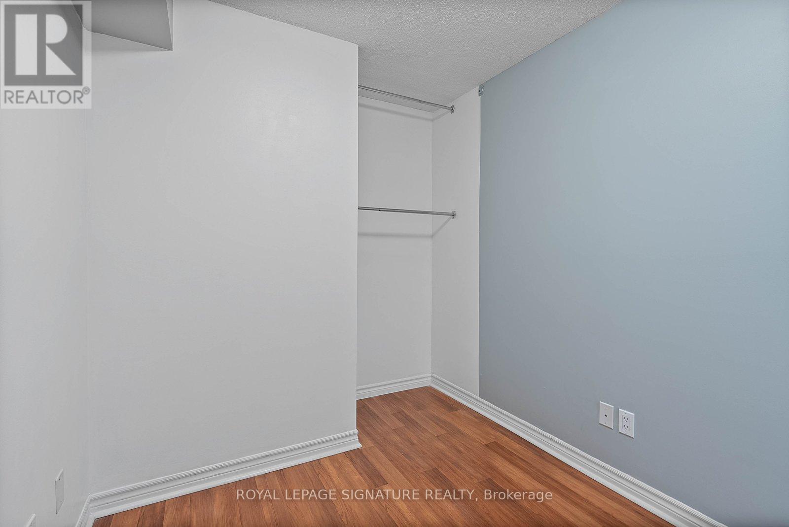 801 - 19 Grand Trunk Crescent Property Photo 20