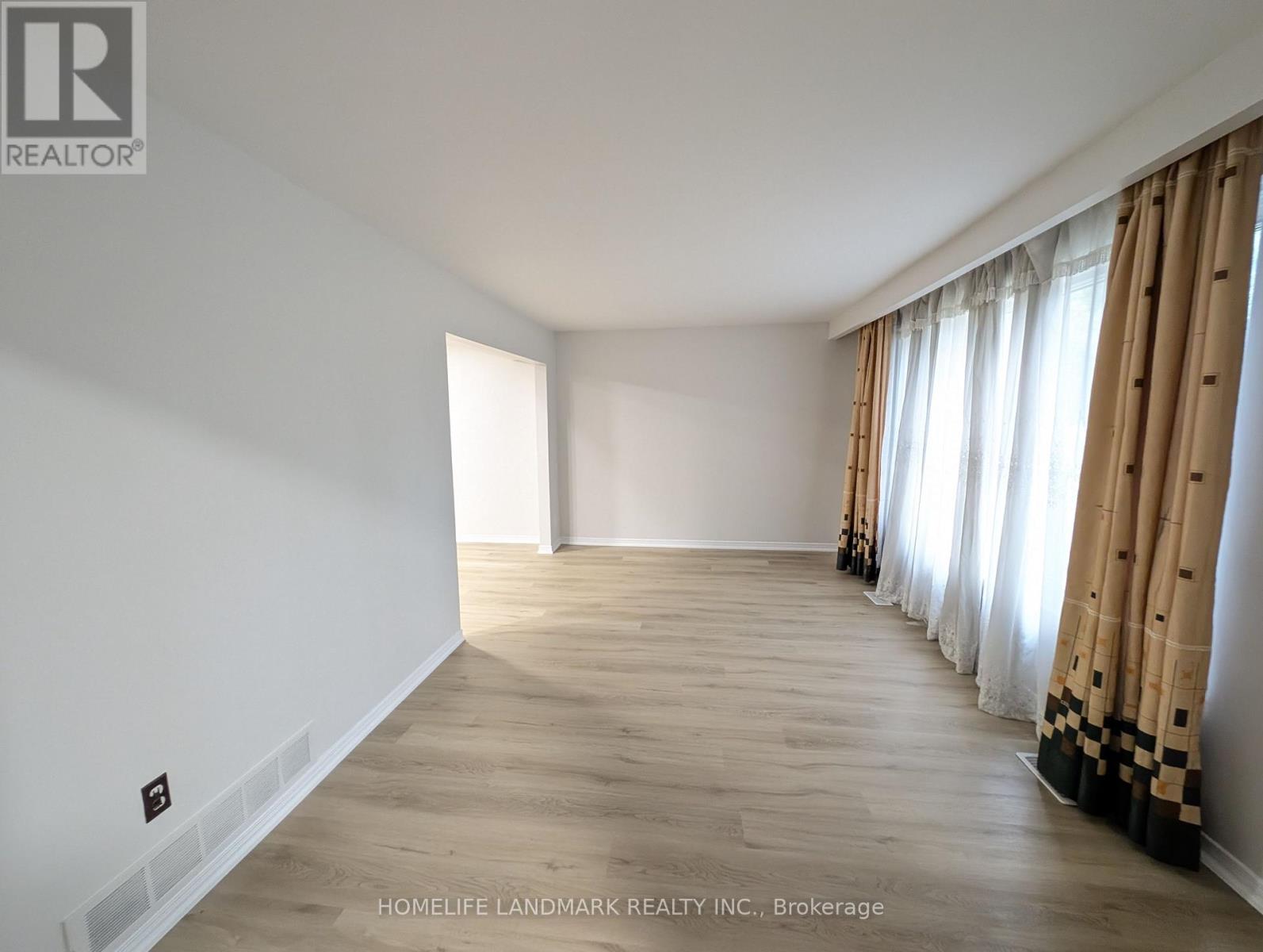 22 Threadneedle Crescent Property Photo 3