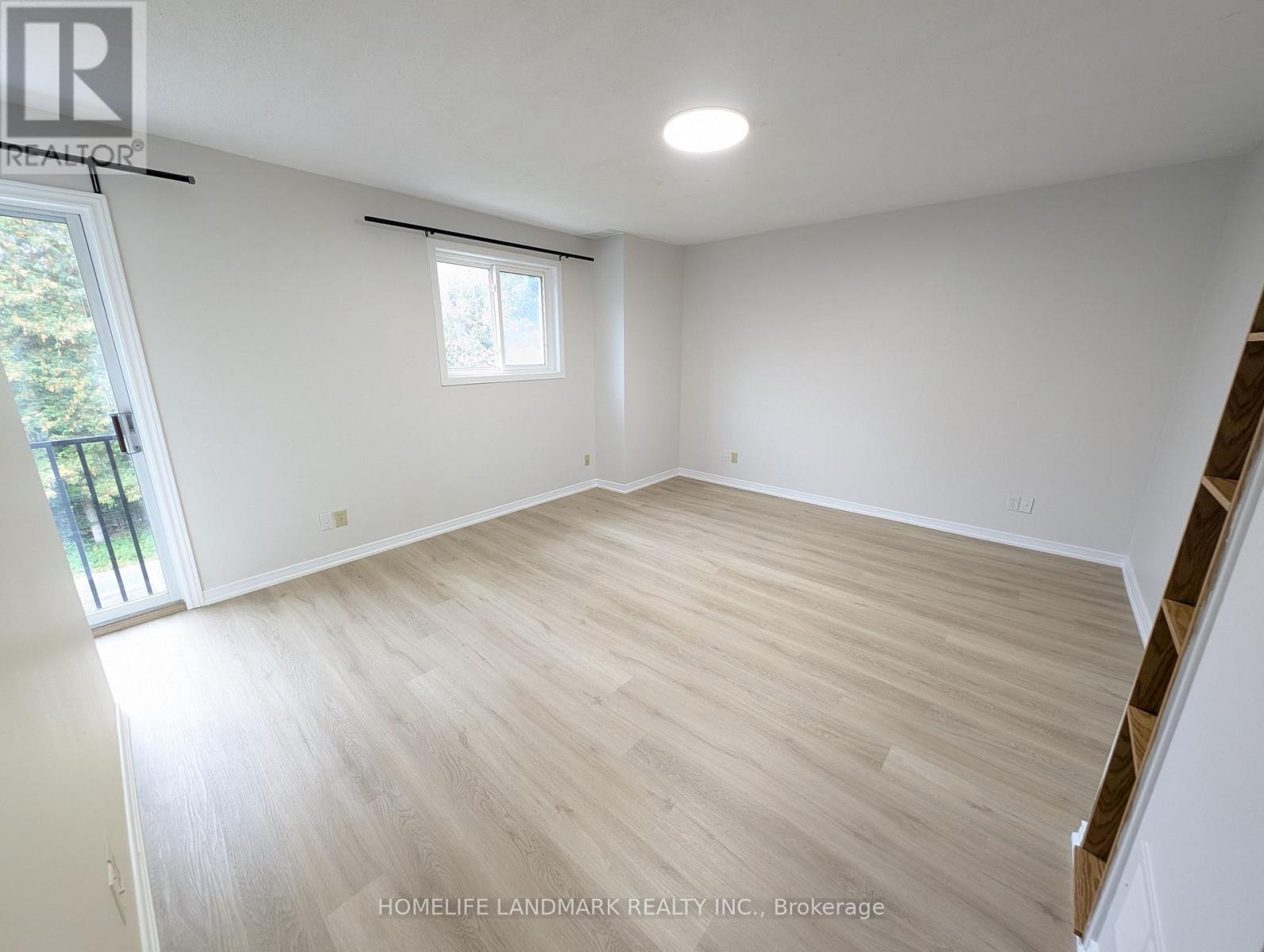 22 Threadneedle Crescent Property Photo 11