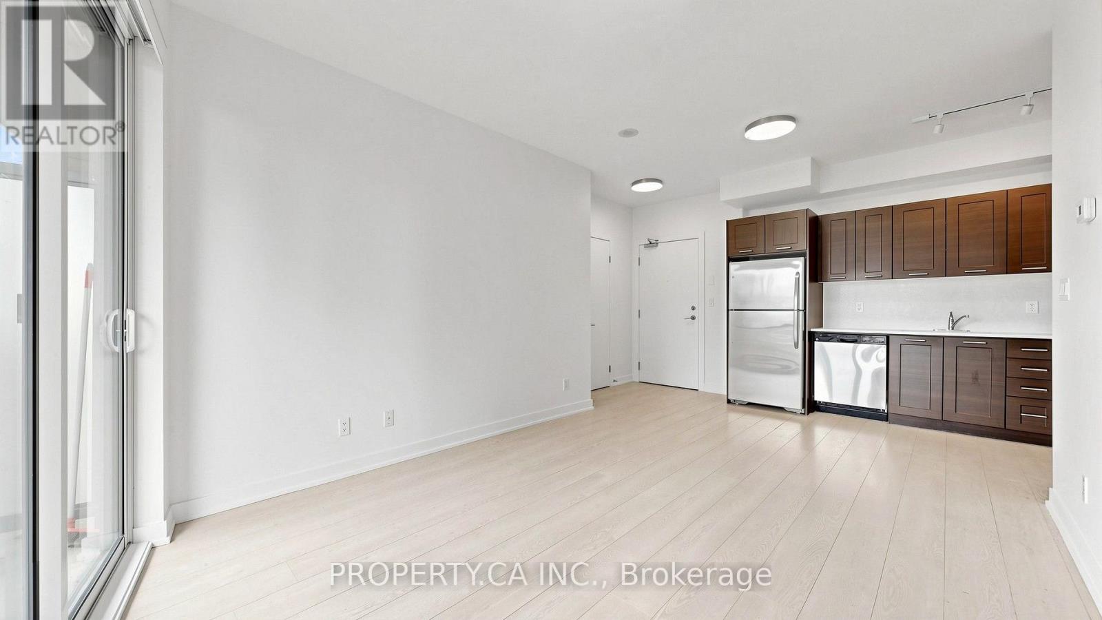 1202 - 20 Bruyeres Mews Property Photo 9