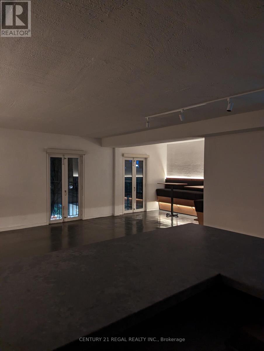 56 Berkeley Street E Property Photo 10