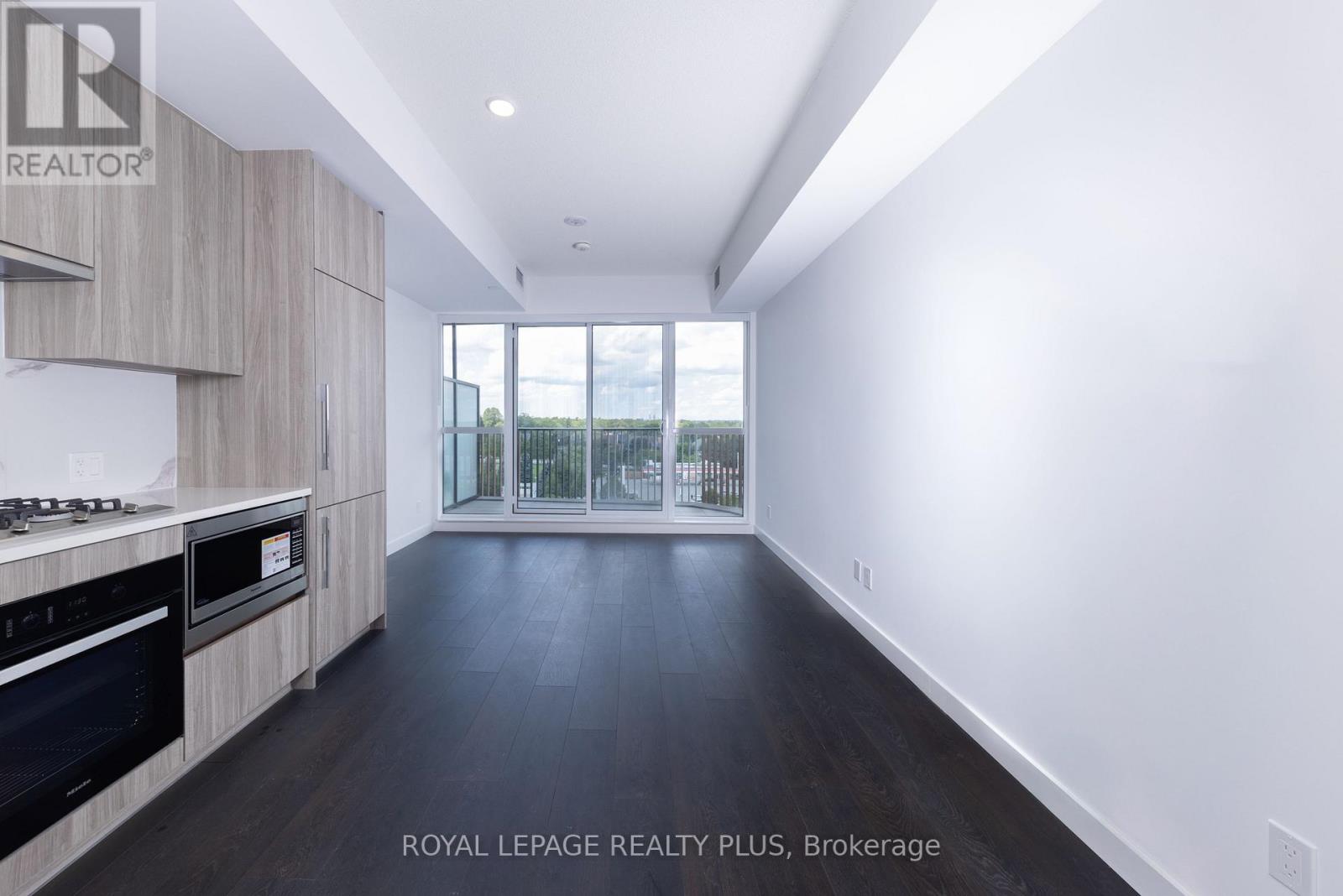 662 - 68 Esther Shiner Boulevard Property Photo 6