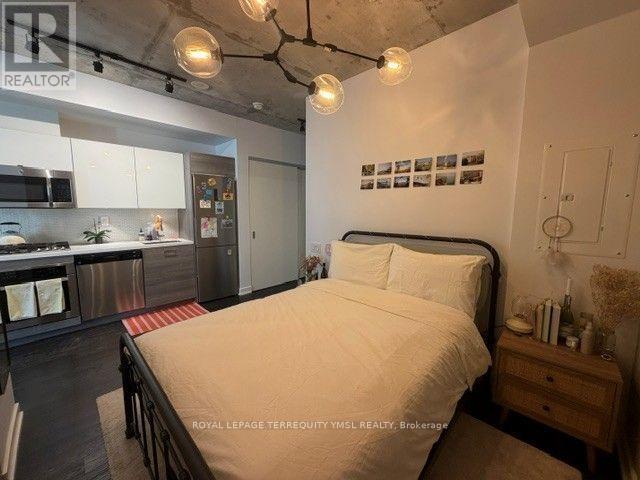 410 - 39 Brant Street Property Photo 13