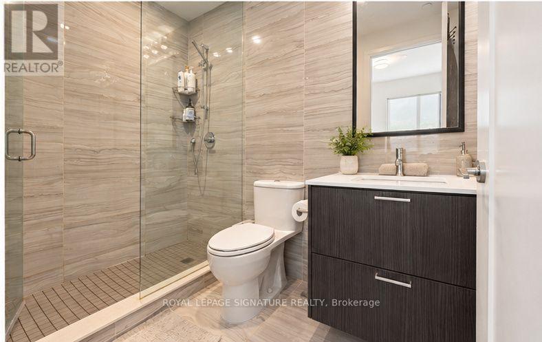 526 - 280 Howland Avenue Property Photo 11