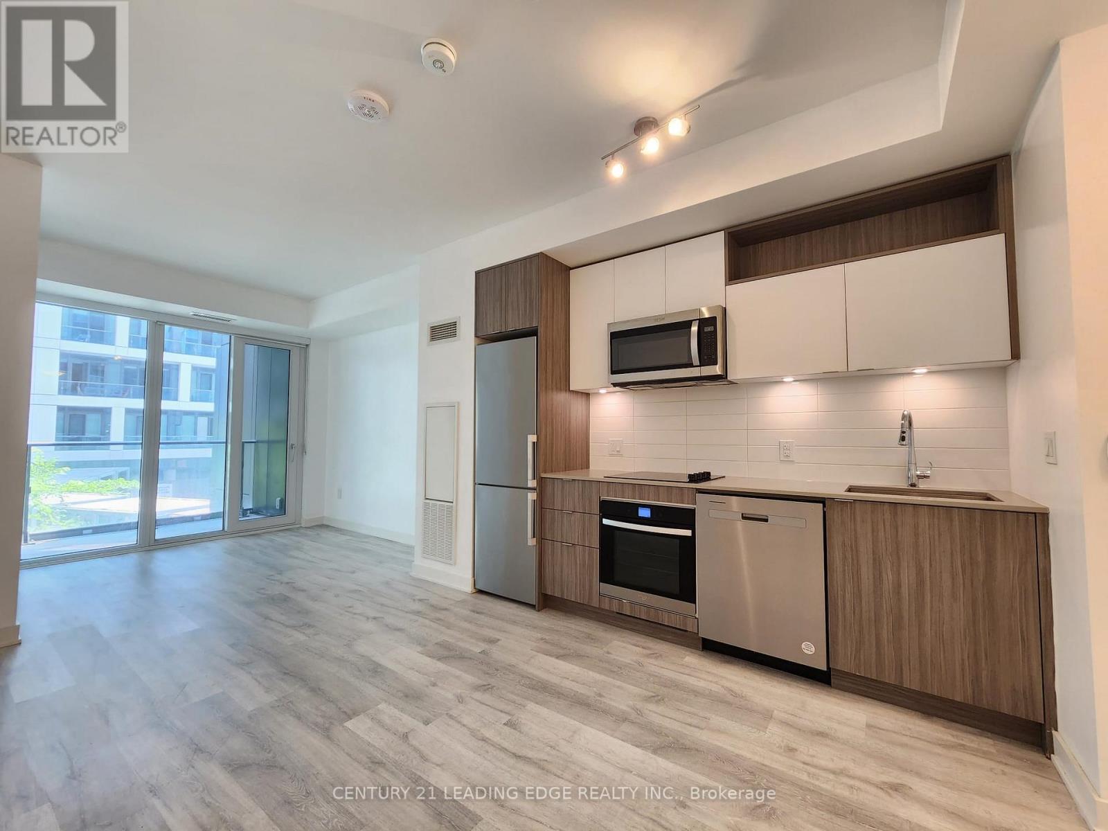 1243 - 135 Lower Sherbourne Street Property Photo 2