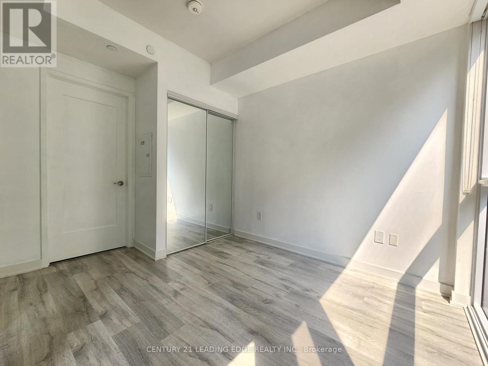 1243 - 135 Lower Sherbourne Street Property Photo 16