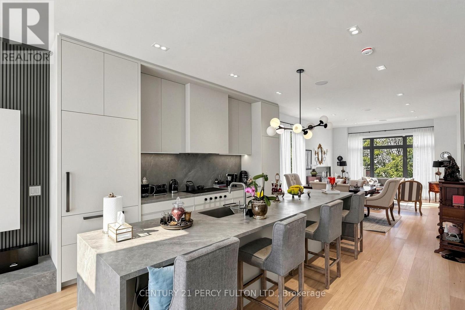171 Elmwood Avenue Property Photo 14
