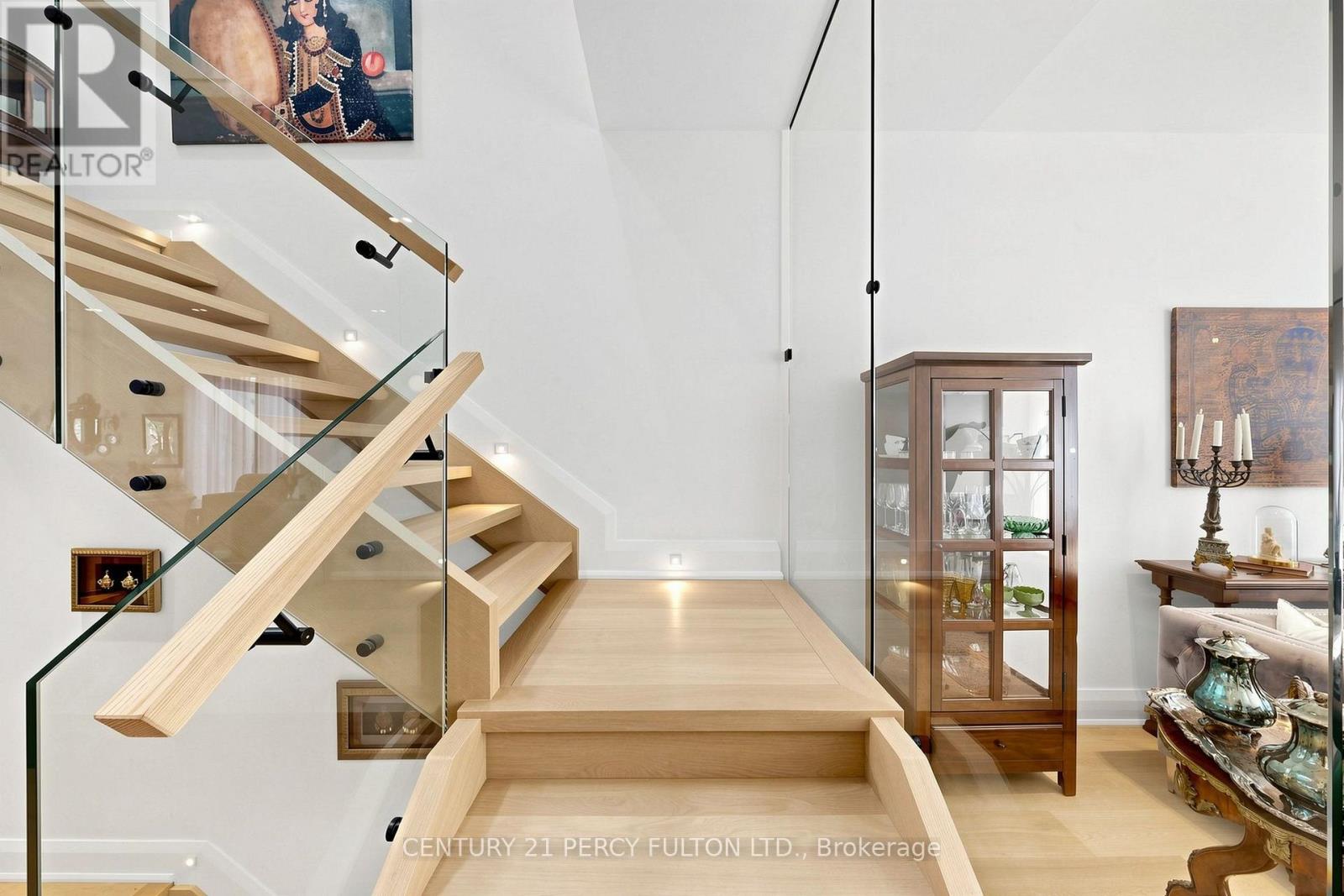 171 Elmwood Avenue Property Photo 23