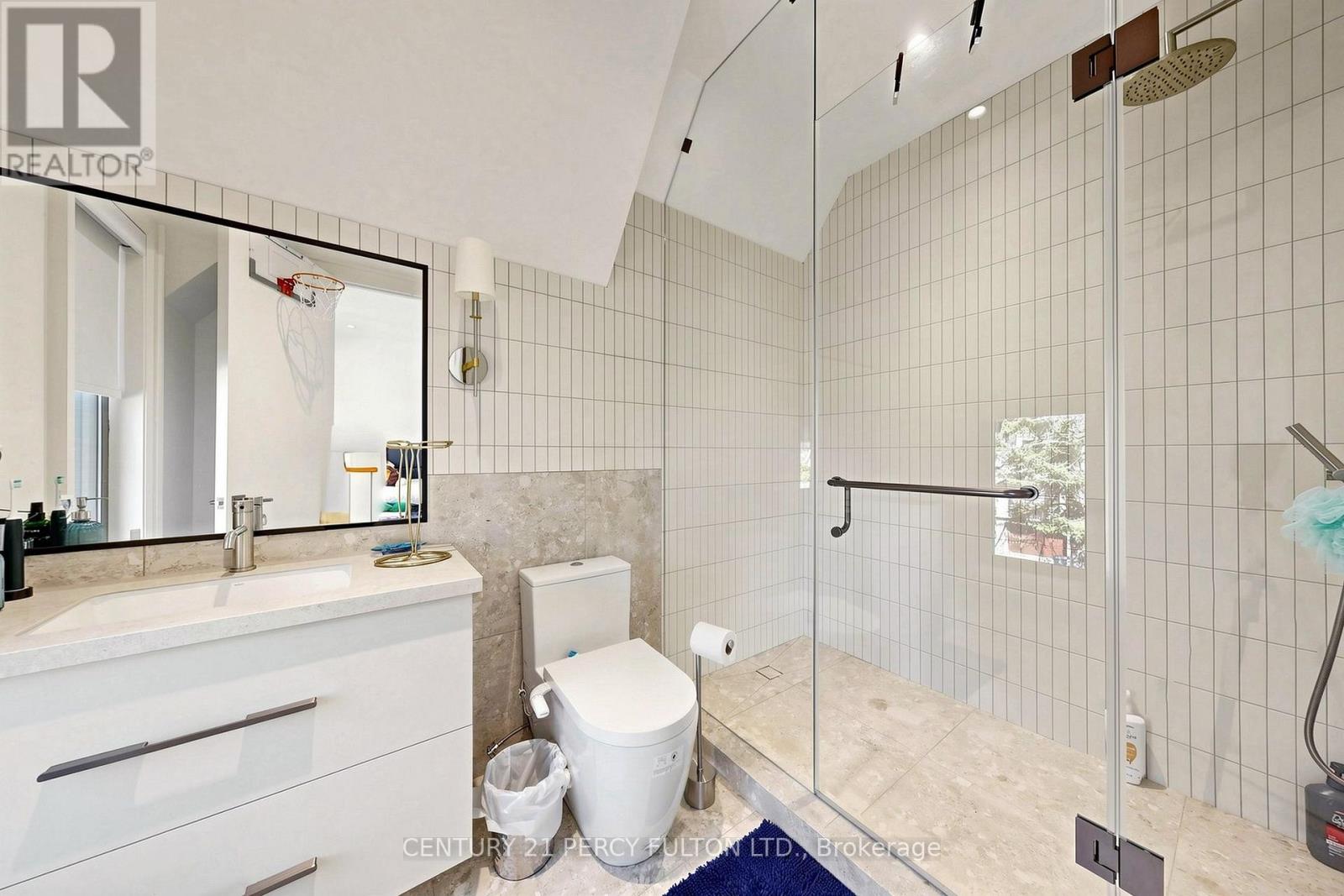 171 Elmwood Avenue Property Photo 31