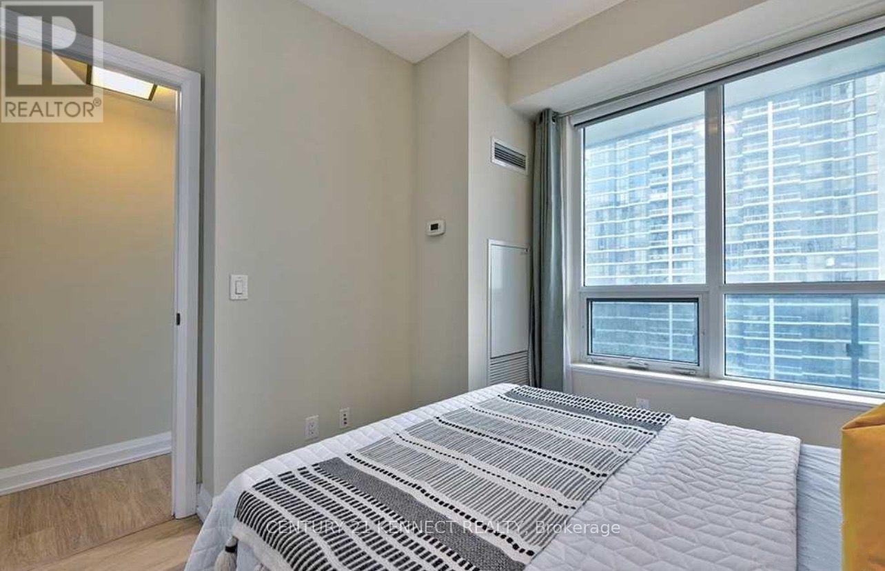 1005 - 2 Anndale Drive Property Photo 19